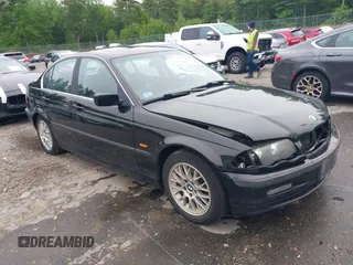 2000 BMW 3 Series 328i z VIN WBAAM5341YFR17507, wystawiony jako IAAI lot #42434564 z przebiegiem 137 424 mil mil oraz . Historia ofert i sprzedaży dostępna na DreamBid. Obrazek 1.