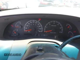 2000 Ford F-150 XL with VIN 1FTRX17L2YNA03263, listed as a IAAI auction lot 42326528 with Not provided miles and . Bid and sale history available at DreamBid. Image 7.