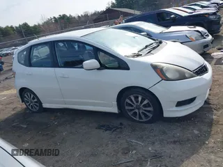 2013 Honda Fit Sport with VIN JHMGE8H5XDC004168, listed as a IAAI auction lot 42041306 with 107,459 mi miles. Bid and sale history available at carsss.com. Image 13.