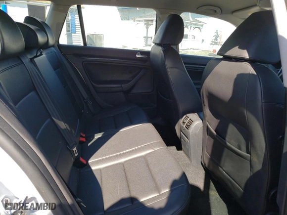 2012 Volkswagen Jetta SportWagen TDI w/Sunroof & Nav with VIN 3VWPL7AJXCM608841, listed as a Copart auction lot 69974534 with 184,071 mi miles and Clean Title. Bid and sale history available at carsss.com. Image 10.