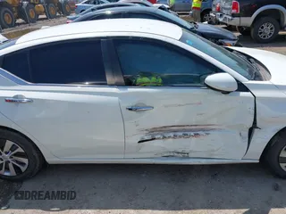 2019 Nissan Altima S with VIN 1N4BL4BV6KC196632, listed as a IAAI auction lot 41914605 with 106,597 mi miles and . Bid and sale history available at DreamBid. Image 13.