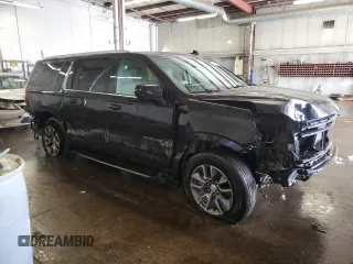 2024 Chevrolet Suburban LT z VIN 1GNSKCKD7RR107504, wystawiony jako Copart lot #45410745 z przebiegiem 31 752 mil mil oraz Szkoda całkowita • Salvage title. Historia ofert i sprzedaży dostępna na DreamBid. Obrazek 4.