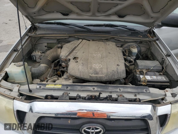 2006 Toyota Tacoma z VIN 5TELU42N46Z189911, wystawiony jako Copart lot #52931055 z przebiegiem 161 140 mil mil oraz Szkoda całkowita • Salvage title. Historia ofert i sprzedaży dostępna na DreamBid. Obrazek 11.