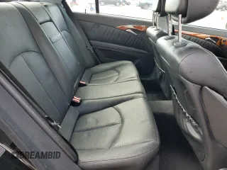 2006 Mercedes-Benz E 500 z VIN WDBUF70J76A869293, wystawiony jako Copart lot #52042215 z przebiegiem 136 742 mil mil oraz Szkoda całkowita • Salvage title. Historia ofert i sprzedaży dostępna na DreamBid. Obrazek 10.