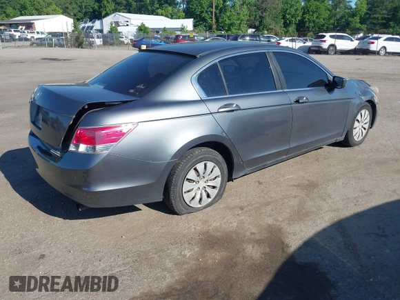 2008 Honda Accord LX z VIN 1HGCP26378A155710, wystawiony jako IAAI lot #42301881 z przebiegiem 175 845 mil mil oraz . Historia ofert i sprzedaży dostępna na DreamBid. Obrazek 4.