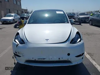 2021 Tesla Model Y Long Range with VIN 5YJYGDEEXMF280480, listed as a IAAI auction lot 41993633 with 69,579 mi miles. Bid and sale history available at carsss.com. Image 13.