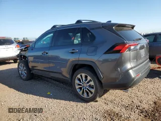 2023 Toyota RAV4 XLE Premium z VIN 2T3A1RFV1PW338747, wystawiony jako Copart lot #63516035 z przebiegiem 31 996 mil mil oraz Szkoda całkowita • Salvage title. Historia ofert i sprzedaży dostępna na DreamBid. Obrazek 2.
