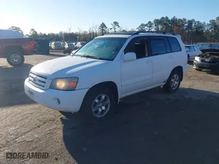 2006 Toyota Highlander w/3rd Row with VIN JTEEP21A660159923, listed as a IAAI auction lot 41861857 with 241,089 mi miles. Bid and sale history available at carsss.com. Image 2.