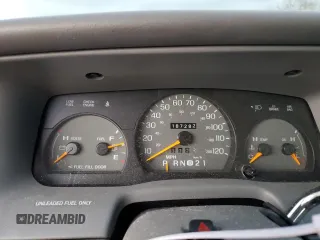 1996 Mercury Grand Marquis GS with VIN 2MELM74W8TX653415, listed as a Copart auction lot 85582734 with 187,282 mi miles and Salvage Title. Bid and sale history available at DreamBid. Image 9.