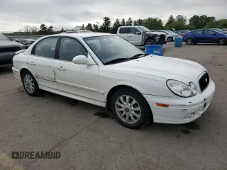 2005 Hyundai Sonata GLS with VIN KMHWF35H75A141198, listed as a Copart auction lot 69321004 with 90,302 mi miles and Salvage Title. Bid and sale history available at carsss.com. Image 4.