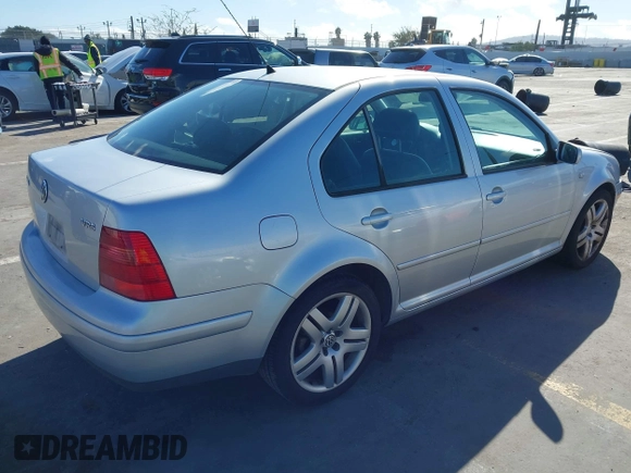 2003 Volkswagen Jetta с VIN 3VWTH69MX3M065354, выставлен на аукционе IAAI как лот 41797542 с пробегом 83 863 миль миль и . История ставок и продаж доступна на DreamBid. Изображение 4.