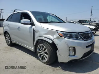 2014 Kia Sorento SX z VIN 5XYKW4A74EG547803, wystawiony jako Copart lot #58390675 z przebiegiem 138 424 mil mil oraz Szkoda całkowita • Salvage title. Historia ofert i sprzedaży dostępna na DreamBid. Obrazek 4.