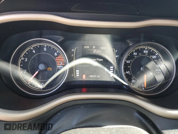 2017 Jeep Cherokee Latitude z VIN 1C4PJLCB8HW640881, wystawiony jako Copart lot #57718415 z przebiegiem 185 761 mil mil oraz Szkoda całkowita • Salvage title. Historia ofert i sprzedaży dostępna na DreamBid. Obrazek 9.