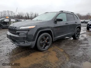 2016 Jeep Cherokee Altitude with VIN 1C4PJMCB7GW121616, listed as a Copart auction lot 84509034 with 170,493 mi miles and Salvage Title. Bid and sale history available at carsss.com. Image 1.