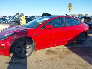 2022 Tesla Model 3 Long Range with VIN 5YJ3E1EB0NF212257, listed as a IAAI auction lot 41735989 with 28,528 mi miles and . Bid and sale history available at DreamBid. Image 14.