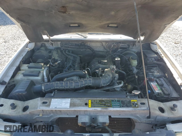 2005 Ford Ranger XL with VIN 1FTYR14U65PA25933, listed as a Copart auction lot 52485545 with 240,676 mi miles and Clean Title. Bid and sale history available at DreamBid. Image 11.