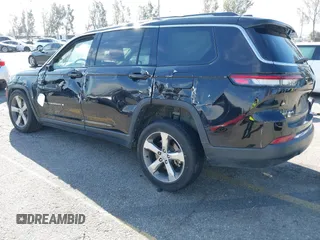 2022 Jeep Grand Cherokee Limited z VIN 1C4RJKBG9N8535377, wystawiony jako IAAI lot #41838532 z przebiegiem Nie podano mil oraz . Historia ofert i sprzedaży dostępna na DreamBid. Obrazek 3.