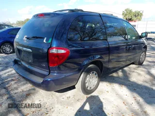 2004 Chrysler Town & Country LX with VIN 2C8GP44R14R510023, listed as a IAAI auction lot 41541652 with 213,273 mi miles. Bid and sale history available at carsss.com. Image 4.