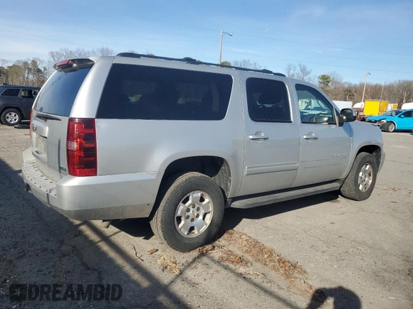 2011 Chevrolet Suburban z VIN 1GNSKHE39BR266160, wystawiony jako Copart lot #46368555 z przebiegiem 230 458 mil mil oraz Czysty tytuł • Clean title. Historia ofert i sprzedaży dostępna na DreamBid. Obrazek 3.
