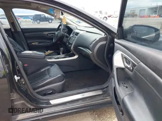 2015 Nissan Altima 2.5 with VIN 1N4AL3AP7FN895867, listed as a IAAI auction lot 42378710 with 161,851 mi miles and . Bid and sale history available at DreamBid. Image 5.