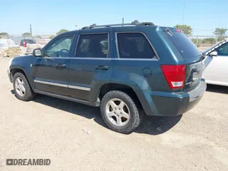 2005 Jeep Grand Cherokee Limited with VIN 1J4HR58N35C506489, listed as a IAAI auction lot 41675351 with 182,738 mi miles. Bid and sale history available at carsss.com. Image 3.