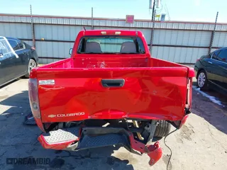 2006 Chevrolet Colorado LS with VIN 1GCCS148468168831, listed as a IAAI auction lot 41374934 with 259,531 mi miles. Bid and sale history available at carsss.com. Image 16.