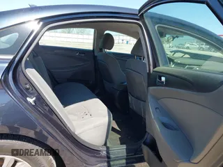 2013 Hyundai Sonata GLS with VIN 5NPEB4AC5DH575705, listed as a IAAI auction lot 41992709 with 181,331 mi miles and . Bid and sale history available at carsss.com. Image 8.