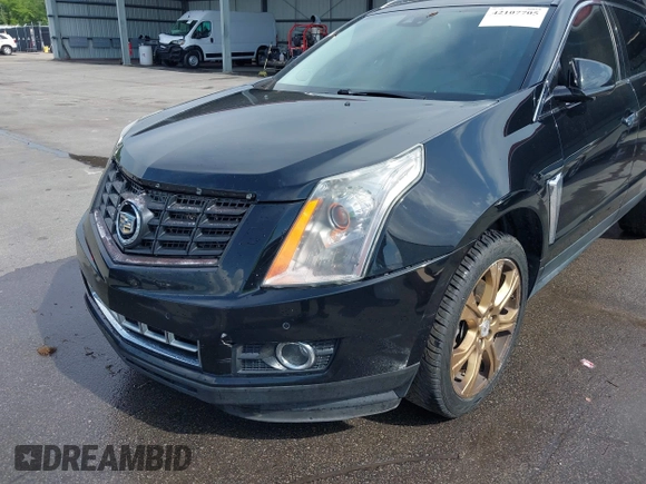 2014 Cadillac SRX Performance Collection with VIN 3GYFNCE31ES683465, listed as a IAAI auction lot 42107705 with 117,285 mi miles. Bid and sale history available at carsss.com. Image 6.