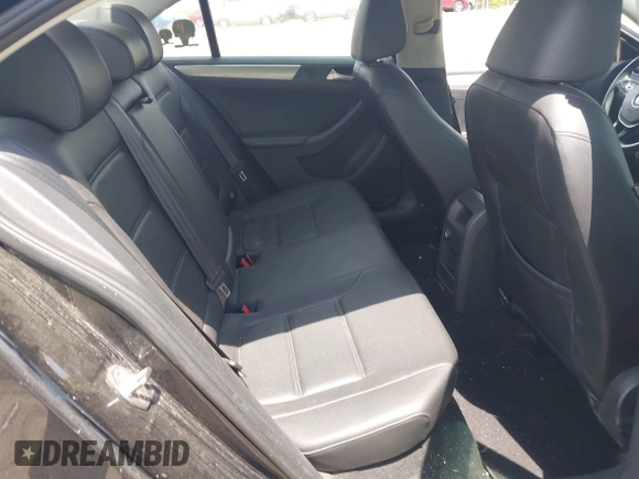 2017 Volkswagen Jetta SE with VIN 3VWDB7AJ8HM308177, listed as a IAAI auction lot 42184432 with 130,743 mi miles and . Bid and sale history available at DreamBid. Image 8.