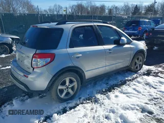 2007 Suzuki SX4 with VIN JS2YB413775101357, listed as a IAAI auction lot 41560985 with 216,705 mi miles. Bid and sale history available at carsss.com. Image 4.