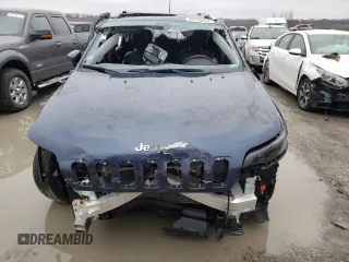 2020 Jeep Cherokee Altitude with VIN 1C4PJLLB4LD548915, listed as a Copart auction lot 39758524 with 36,822 mi miles and Salvage Title. Bid and sale history available at carsss.com. Image 5.