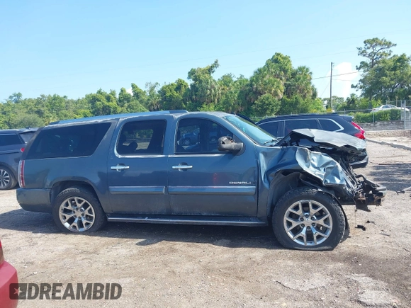 2007 GMC Yukon XL with VIN 1GKFK66867J172479, listed as a IAAI auction lot 42393131 with 232,160 mi miles and . Bid and sale history available at DreamBid. Image 13.
