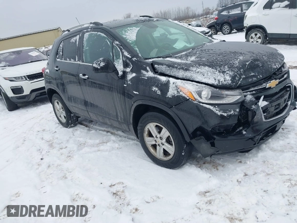2019 Chevrolet Trax LT with VIN KL7CJPSB6KB925985, listed as a IAAI auction lot 41355118 with 64,054 mi miles. Bid and sale history available at carsss.com. Image 1.