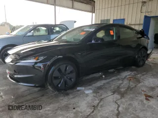 2025 Tesla Model 3 Long Range z VIN 5YJ3E1EA9SF910465, wystawiony jako Copart lot #52160515 z przebiegiem Nie podano mil oraz Nie do naprawy • Non repairable. Historia ofert i sprzedaży dostępna na DreamBid. Obrazek 1.