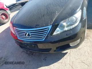 2010 Lexus LS 460 with VIN JTHBL5EFXA5095406, listed as a IAAI auction lot 41135894 with 181,132 mi miles. Bid and sale history available at carsss.com. Image 12.