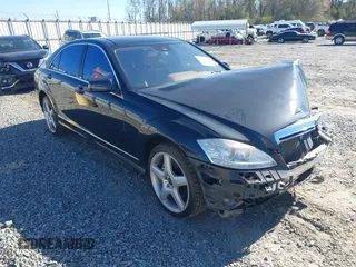 2013 Mercedes-Benz S with VIN WDDNG9EB5DA526856, listed as a IAAI auction lot 41828939 with 130,544 mi miles. Bid and sale history available at carsss.com. Image 1.