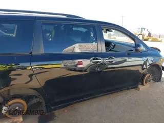 2020 Toyota Sienna XLE Auto Access Seat with VIN 5TDYZ3DC5LS086907, listed as a IAAI auction lot 41706488 with 86,855 mi miles. Bid and sale history available at carsss.com. Image 13.