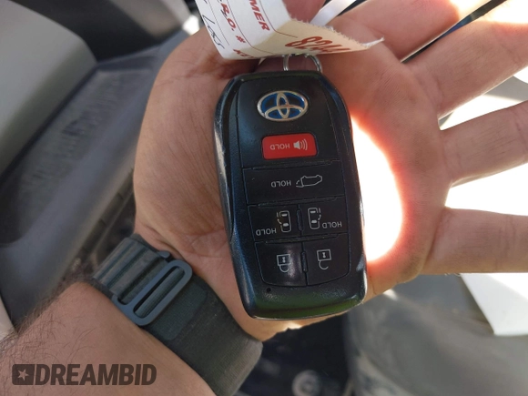 2021 Toyota Sienna XLE z VIN 5TDYRKEC1MS027959, wystawiony jako IAAI lot #42018160 z przebiegiem Nie podano mil oraz . Historia ofert i sprzedaży dostępna na DreamBid. Obrazek 11.