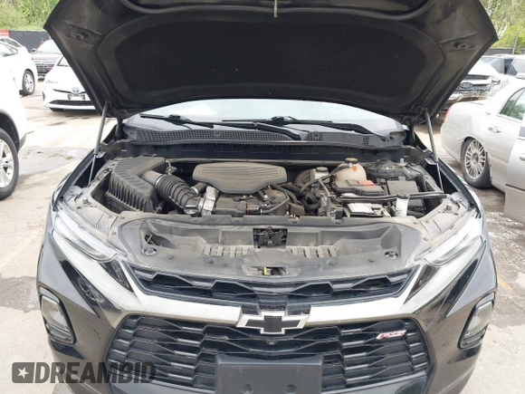 2019 Chevrolet Blazer RS with VIN 3GNKBJRS8KS589136, listed as a IAAI auction lot 42055894 with 59,445 mi miles and . Bid and sale history available at DreamBid. Image 10.