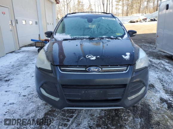 2013 Ford Escape SEL z VIN 1FMCU9H96DUD30275, wystawiony jako Copart lot #88585435 z przebiegiem 317 668 mil mil oraz Czysty tytuł • Clean title. Historia ofert i sprzedaży dostępna na DreamBid. Obrazek 5.