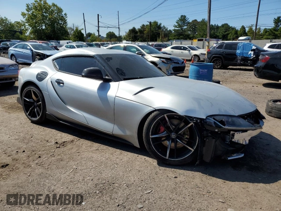 2020 Toyota GR Supra 3.0 with VIN WZ1DB4C08LW031739, listed as a Copart auction lot 71182044 with 0 mi miles and Salvage Title. Bid and sale history available at carsss.com. Image 4.