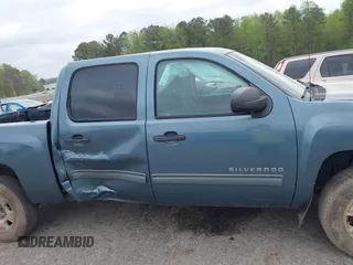 2010 Chevrolet Silverado 1500 LT with VIN 3GCRCSE01AG151249, listed as a IAAI auction lot 41952263 with 255,140 mi miles and . Bid and sale history available at DreamBid. Image 13.