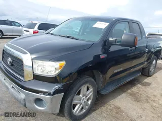 2007 Toyota Tundra SR5 with VIN 5TBRV541X7S450201, listed as a IAAI auction lot 41467261 with 261,614 mi miles. Bid and sale history available at carsss.com. Image 17.