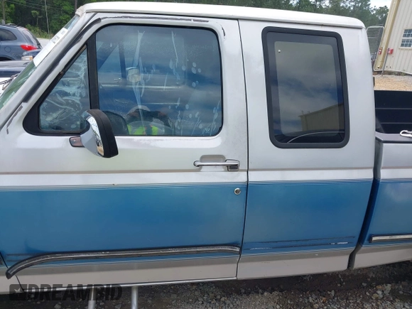1993 Ford F-150 with VIN 1FTEX15N7PKA49044, listed as a IAAI auction lot 42058522 with Not provided miles and . Bid and sale history available at DreamBid. Image 14.