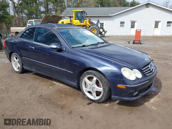 2004 Mercedes-Benz CLK 500 with VIN WDBTK75G94T023222, listed as a IAAI auction lot 42005920 with 203,524 mi miles and . Bid and sale history available at carsss.com. Image 1.