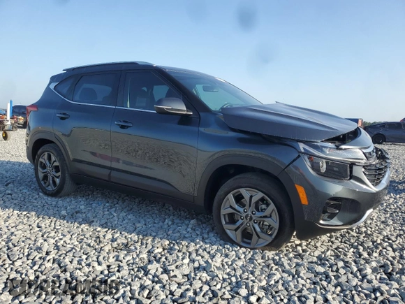2024 Kia Seltos S z VIN KNDEU2AA8R7666864, wystawiony jako Copart lot #55073855 z przebiegiem 28 866 mil mil oraz Szkoda całkowita • Salvage title. Historia ofert i sprzedaży dostępna na DreamBid. Obrazek 4.