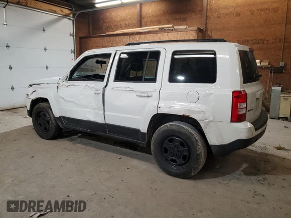2015 Jeep Patriot Sport with VIN 1C4NJRBB5FD427150, listed as a Copart auction lot 75555184 with 193,810 mi miles and Salvage title. Bid and sale history available at DreamBid. Image 2.