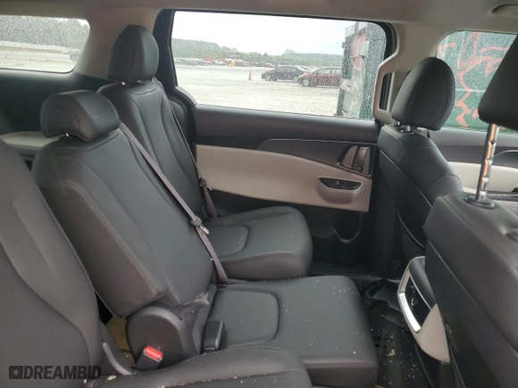 2024 Kia Carnival LX with VIN KNDNB4H33R6442142, listed as a Copart auction lot 71405804 with 3,056 mi miles and Salvage Title. Bid and sale history available at carsss.com. Image 11.