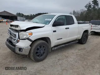 2017 Toyota Tundra SR z VIN 5TFUW5F15HX587523, wystawiony jako Copart lot #44559185 z przebiegiem 144 587 mil mil oraz Szkoda całkowita • Salvage title. Historia ofert i sprzedaży dostępna na DreamBid. Obrazek 1.