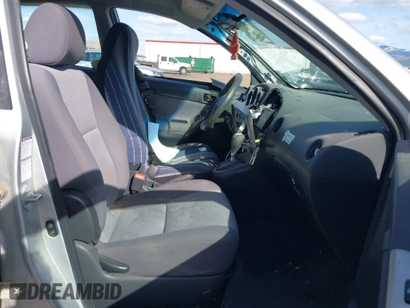 2005 Pontiac Vibe with VIN 5Y2SM63885Z423333, listed as a IAAI auction lot 41975190 with 201,284 mi miles. Bid and sale history available at carsss.com. Image 5.